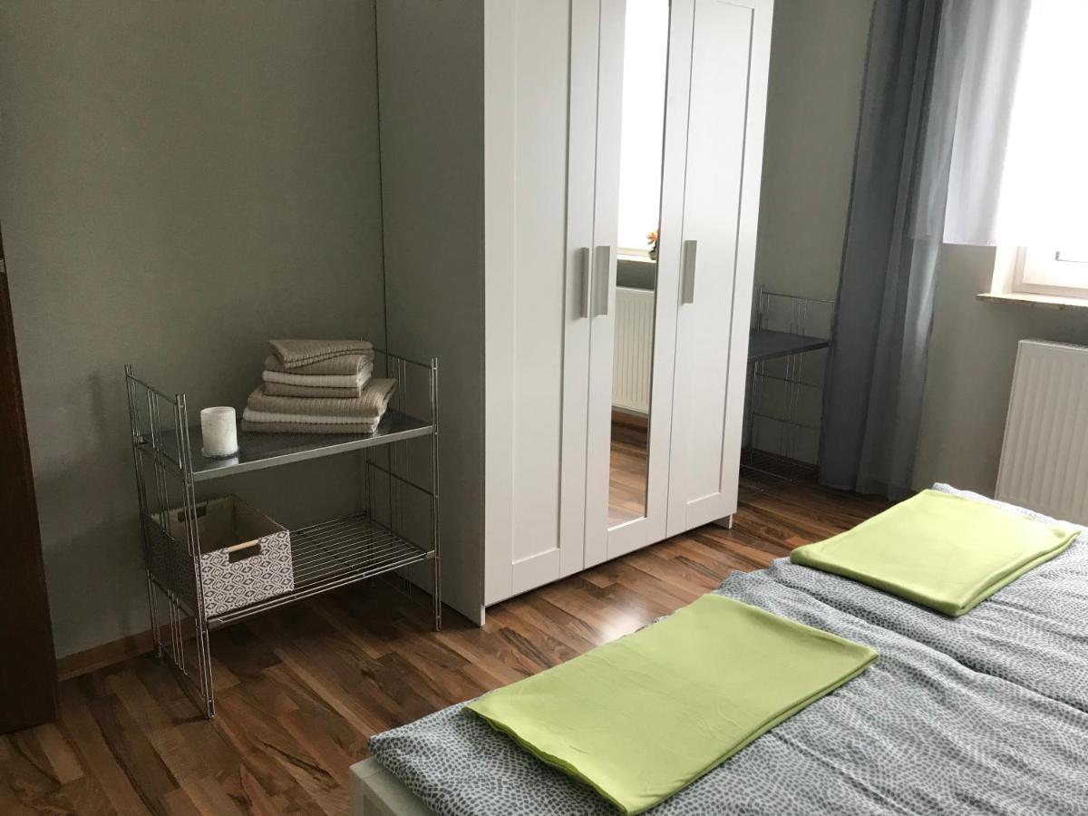 Ferienwohnung Von Paris 彼得堡 外观 照片